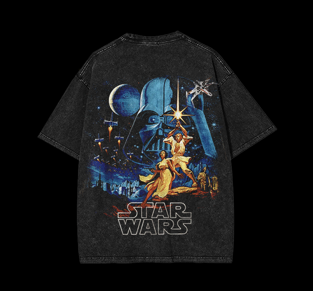 Front t-shirt with Star Wars graphic design 